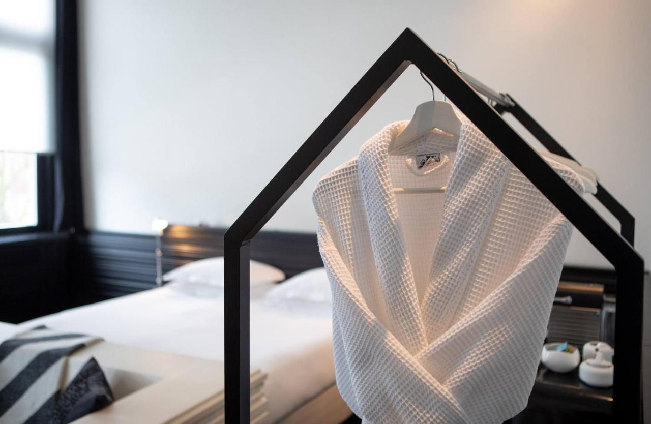 B&B Suites Feek アントウェルペン エクステリア 写真